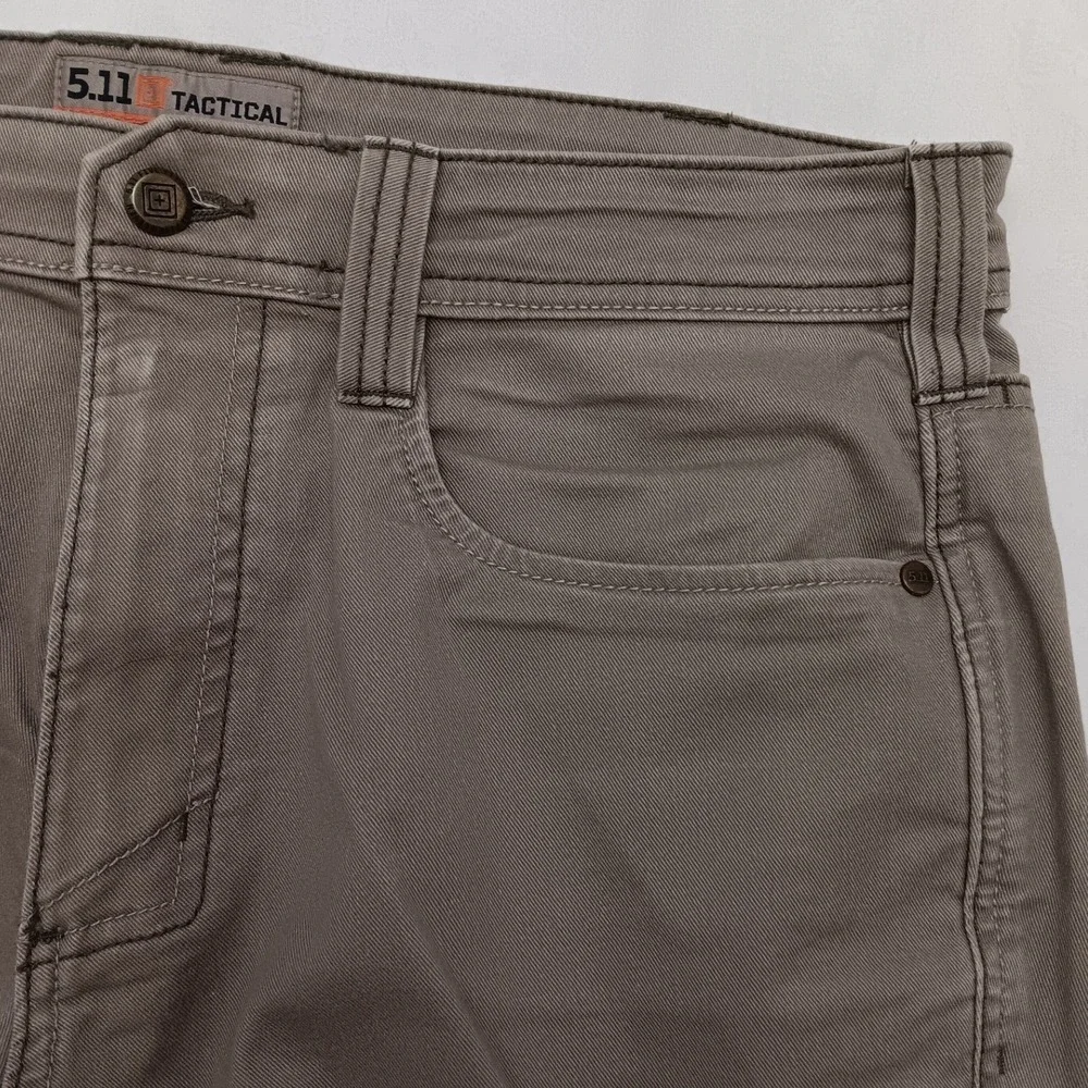 5.11 Tactical Defender-Flex Slim Pants 34x30 (Measures 36x29) Khaki 74464